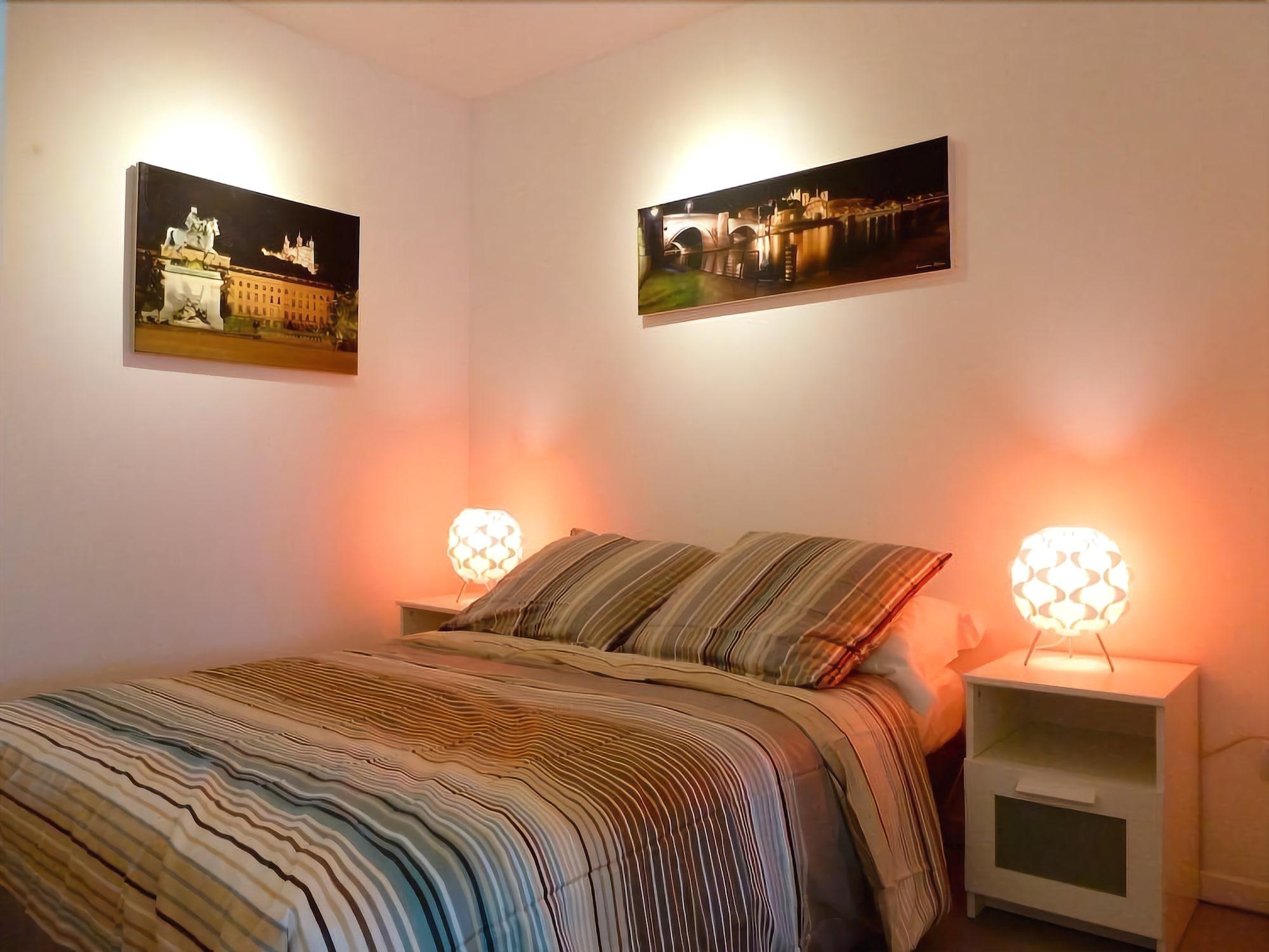 B&B "Clos Feuillat" Лион Экстерьер фото