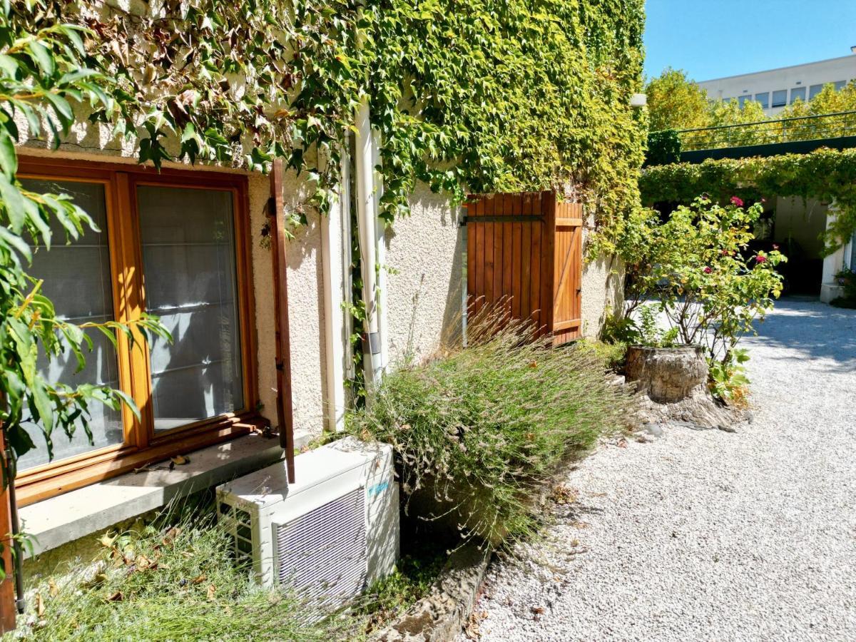 B&B "Clos Feuillat" Лион Экстерьер фото