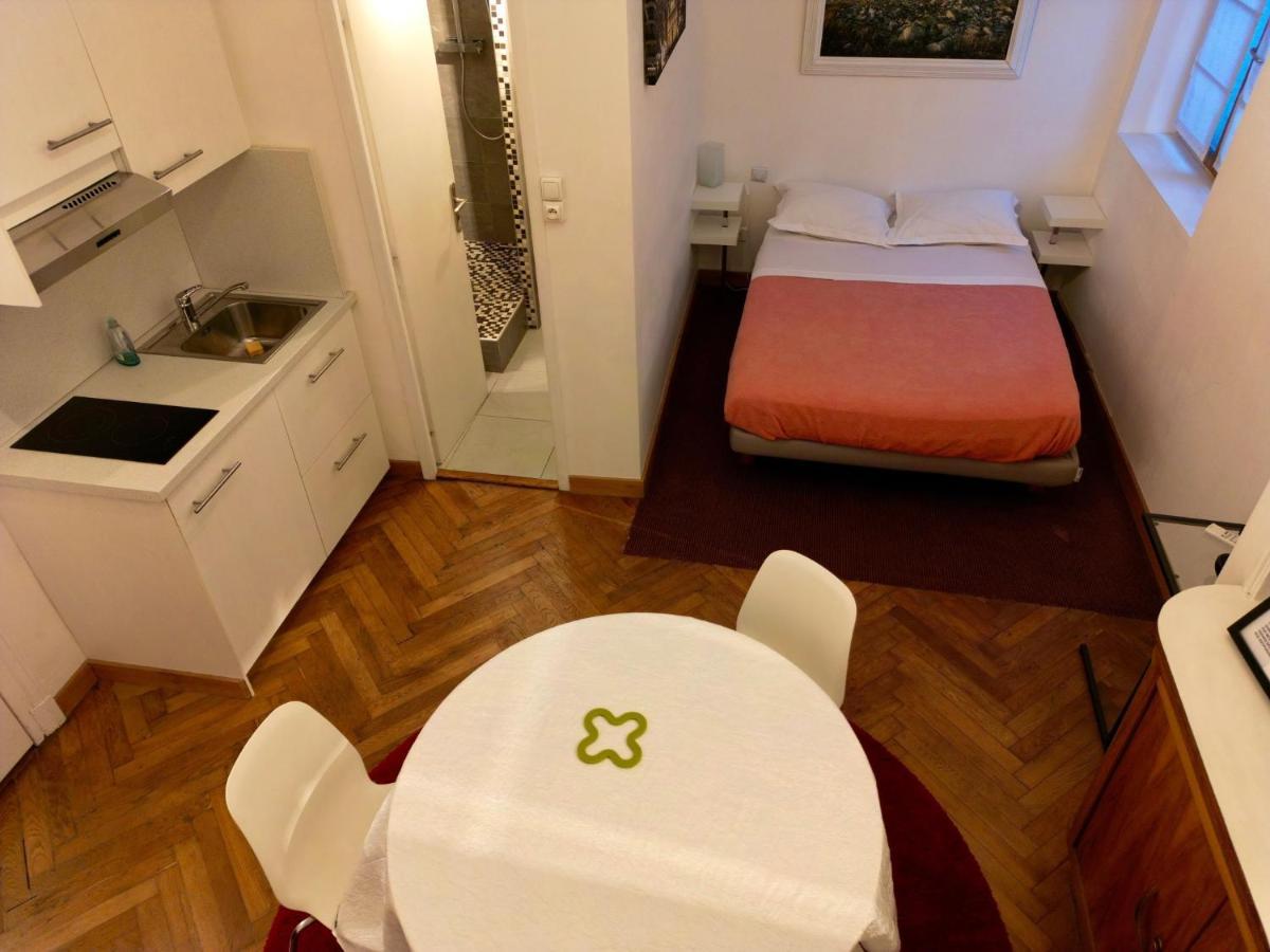 B&B "Clos Feuillat" Лион Экстерьер фото