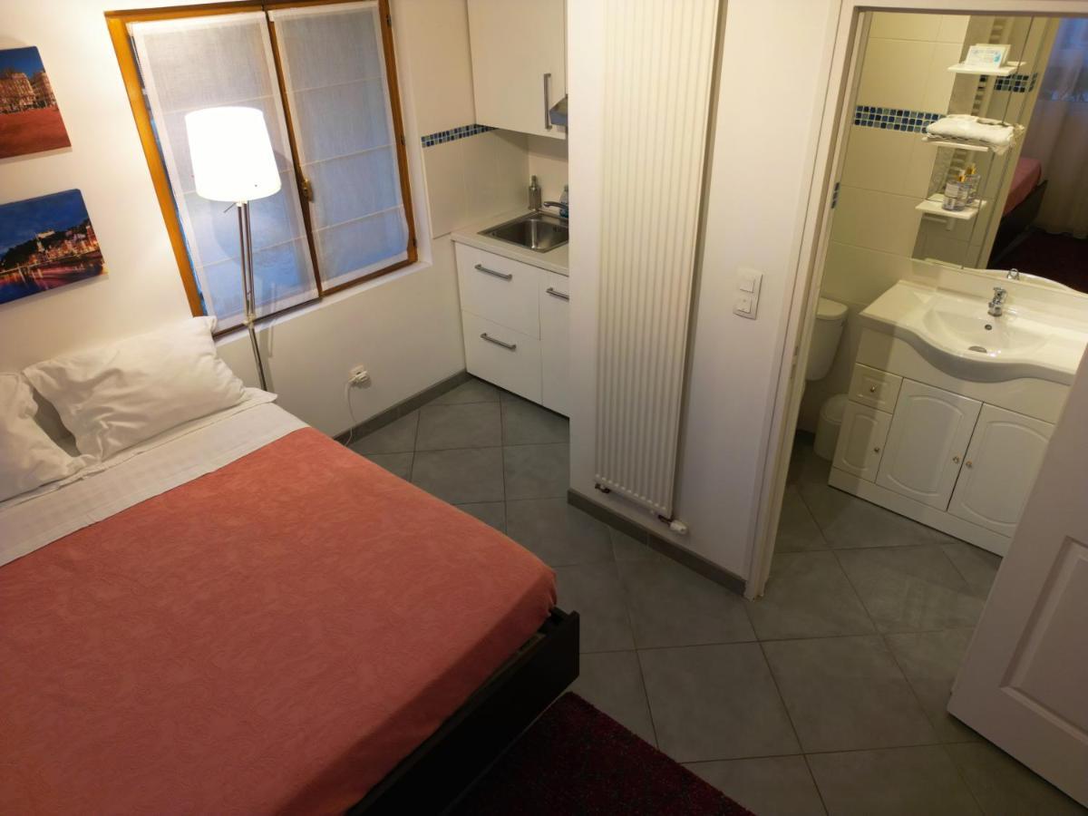 B&B "Clos Feuillat" Лион Экстерьер фото